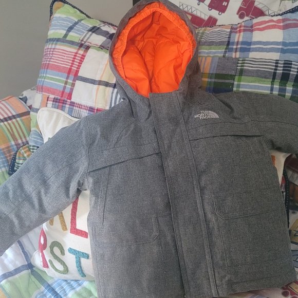 The Northface jacket - Picture 1 of 5